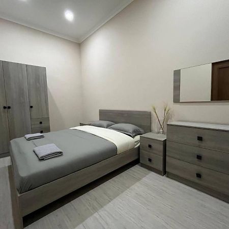 Appartement In Yerevan Bagian luar foto