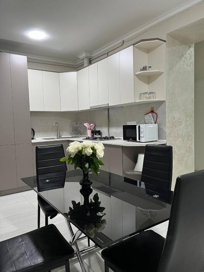 Appartement In Yerevan Bagian luar foto
