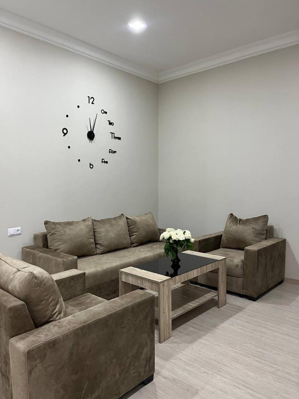 Appartement In Yerevan Bagian luar foto