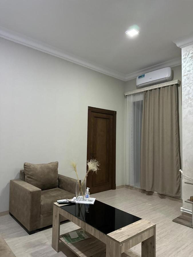 Appartement In Yerevan Bagian luar foto